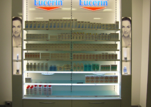 tradeoff_eucerin_espositore_008